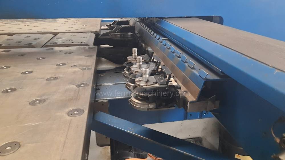 Altre macch. / Macchina di taglio e punzonatura / Trumatic 500 R