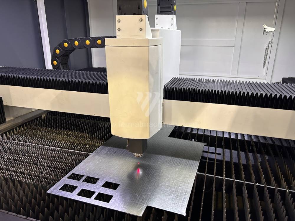 Attrezzature di taglio / Laser / BCL-1309FX