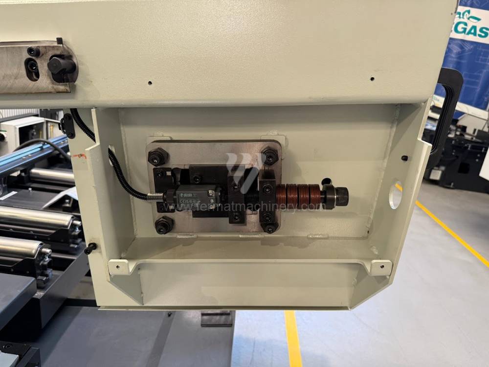 Attrezzature di taglio / Sega / 360/500 SHI-LR