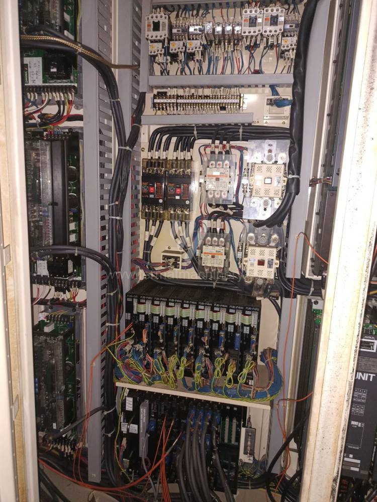 Tokarka  / CNC wieloosiowa / LT 25-M