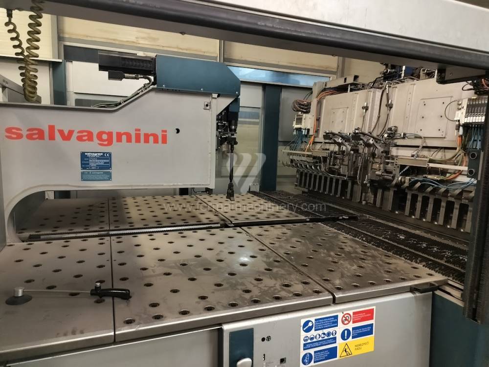 Ohýbací centrum Salvagnini P2Xe