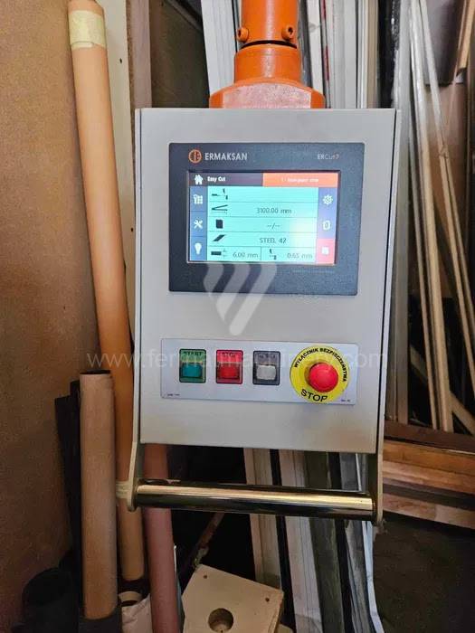 CNC HVR 3100 x 6